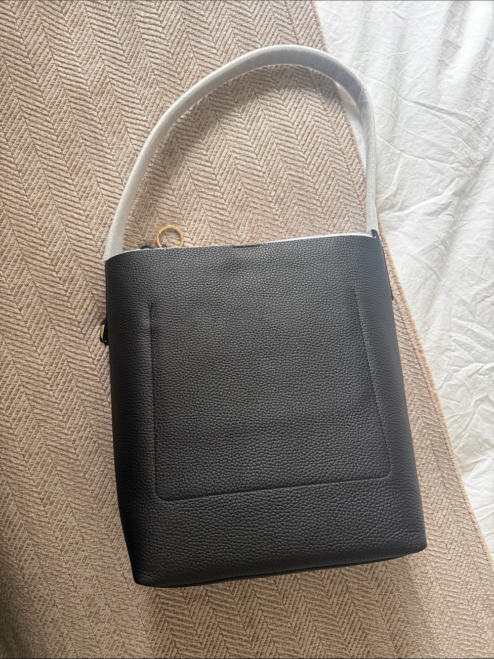 Maison de Sabre The Bucket Soft Tote Black - Picture 10 of 10